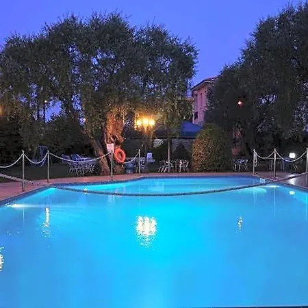 Elia Apartahotel 3*