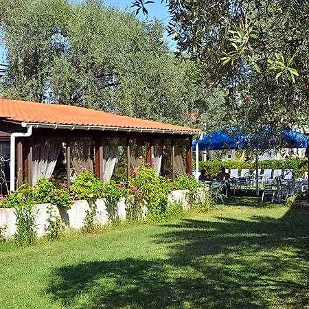 Elia Apartahotel