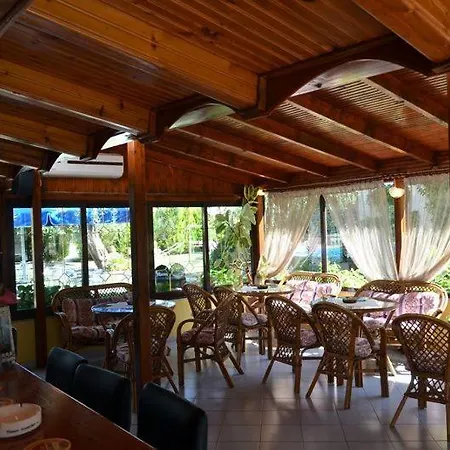 Apartahotel Elia
