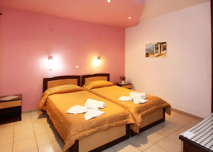 Elia 3* Limenas (Thasos)